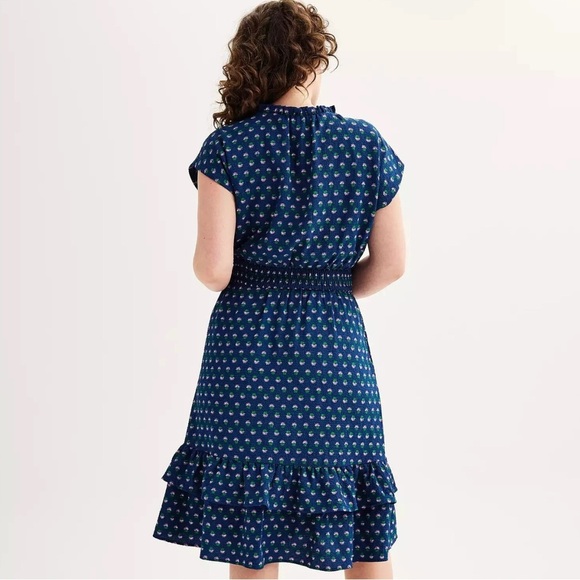 Draper James Smocked Waist Ruffle Hem Dress XL Blue Floral NEW - Picture 2 of 8